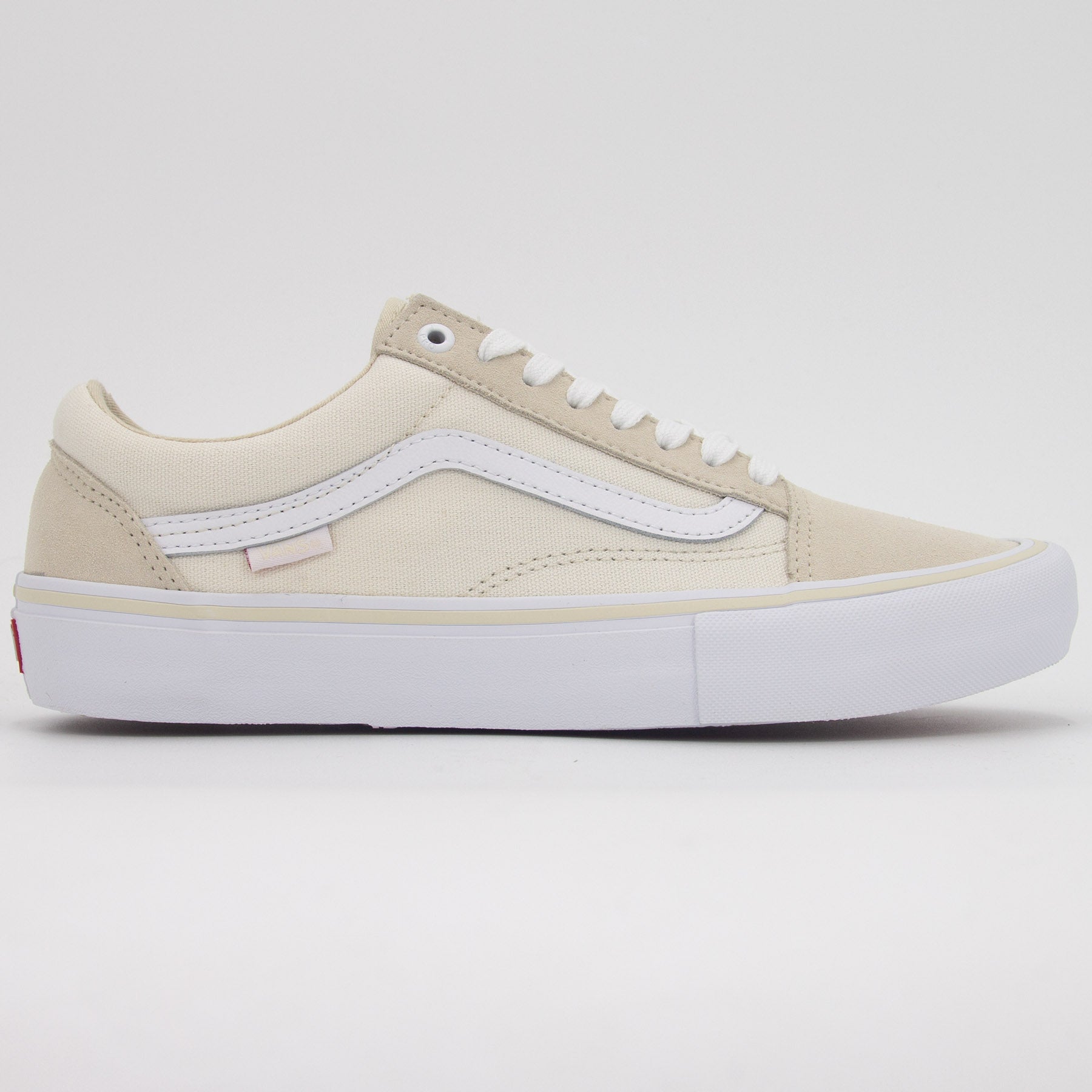 Vans old skool hot sale pro outfit